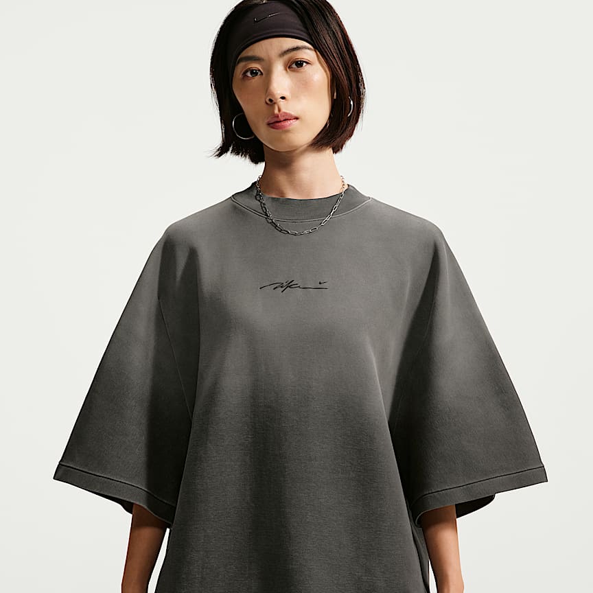 KNWLS Nike Women's Storm Top. Nike JP